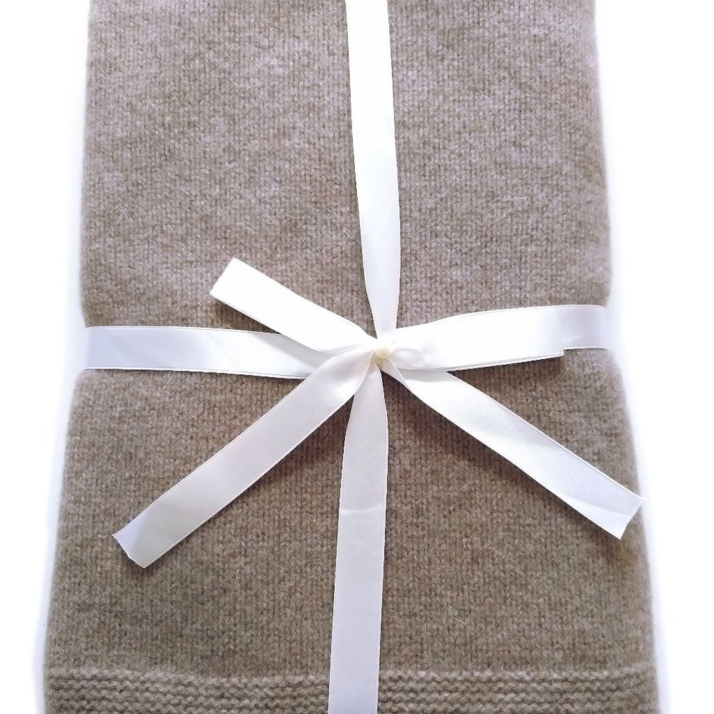 Cashmere Baby Blanket - Picture 2 of 3